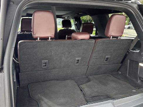 Used 2023 Ford Expedition Limited image 59