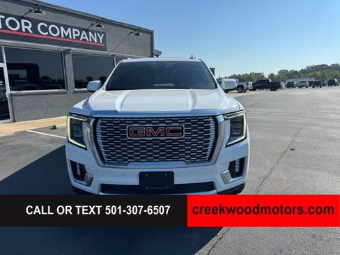 Used 2022 GMC Yukon XL Denali AWD/4WD image 16
