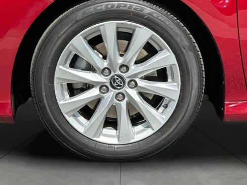Used 2020 Toyota Camry LE FWD image 23