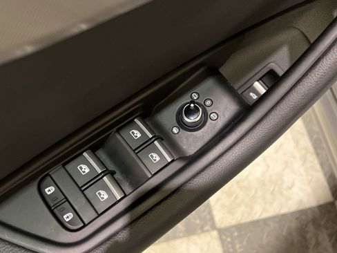 Used 2025 Audi A5 2.0T Premium Plus image 31