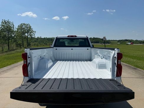 Used 2026 Chevrolet Silverado 1500 W/T w/ Trailering Package RWD image 5