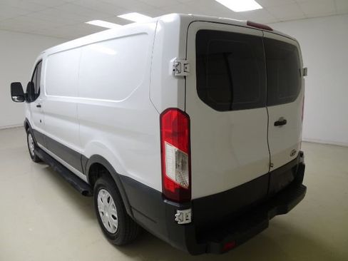 Used 2015 Ford Transit 250 130 Low Roof w/ Exterior Upgrade Package image 4