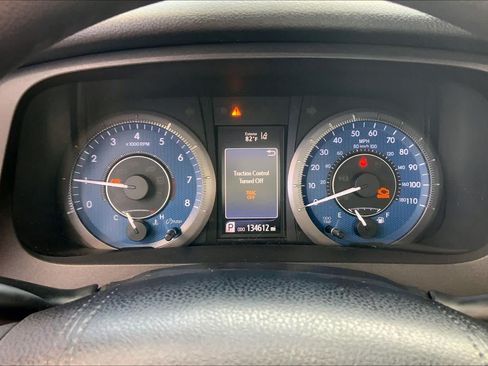 Used 2018 Toyota Sienna LE FWD image 25
