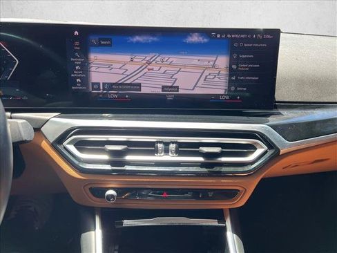 Used 2023 BMW 330i Sedan w/ Parking Assistance Package RWD image 13