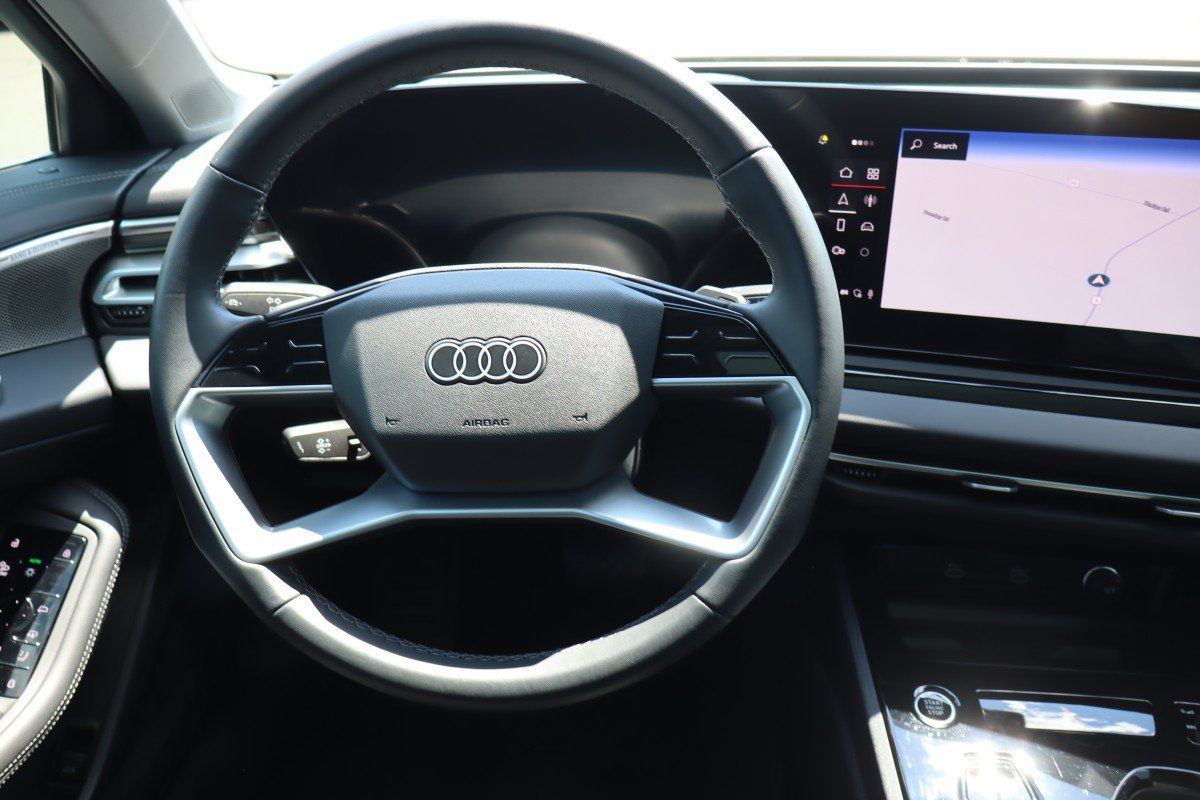 Used 2025 Audi A5 2.0T Premium Plus w/ Premium Plus AWD/4WD image 13