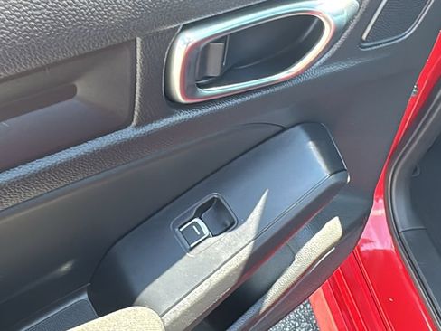 Used 2025 Honda Civic Sport image 23