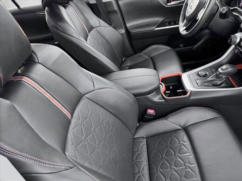 Used 2024 Toyota RAV4 Adventure image 19