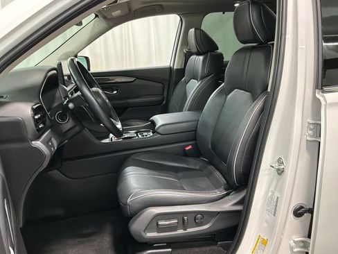 Used 2024 Honda Pilot Elite image 20