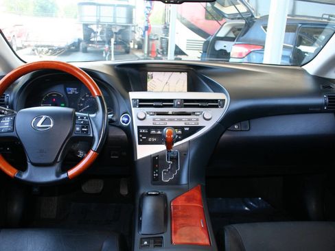 Used 2011 Lexus RX 450h AWD w/ Premium Pkg image 18