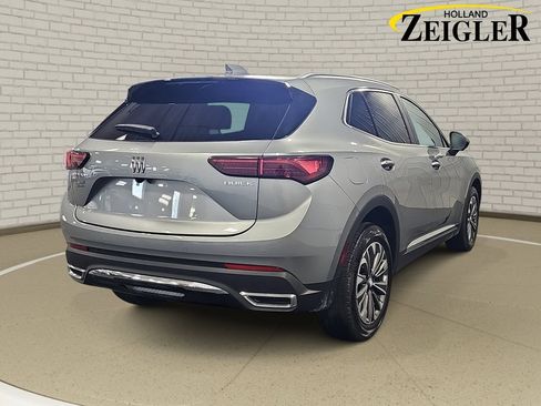 Used 2025 Buick Envision Preferred AWD/4WD image 5
