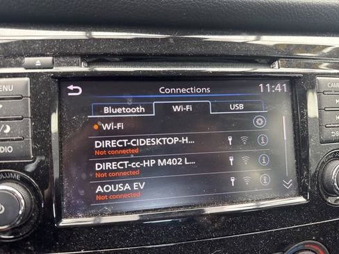 Used 2020 Nissan Rogue S image 19