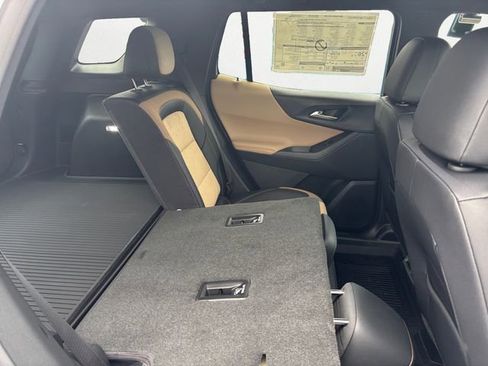 New 2026 Chevrolet Equinox ACTIV w/ Convenience Package III image 18