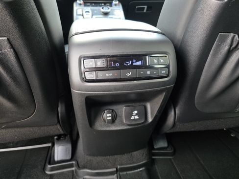 Used 2024 Hyundai Palisade Calligraphy FWD image 17