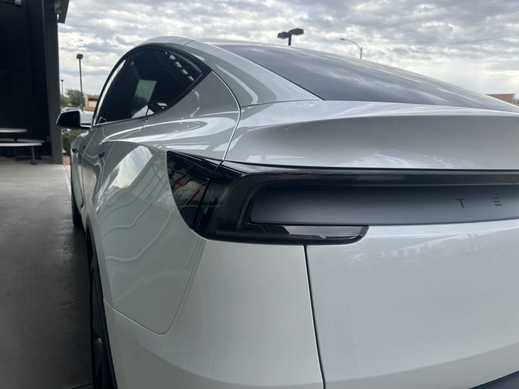 Used 2026 Tesla Model Y Long Range RWD image 13