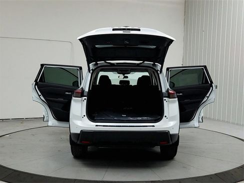 New 2026 Nissan Rogue SV image 14