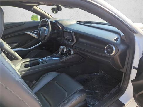 Used 2019 Chevrolet Camaro SS RWD image 17