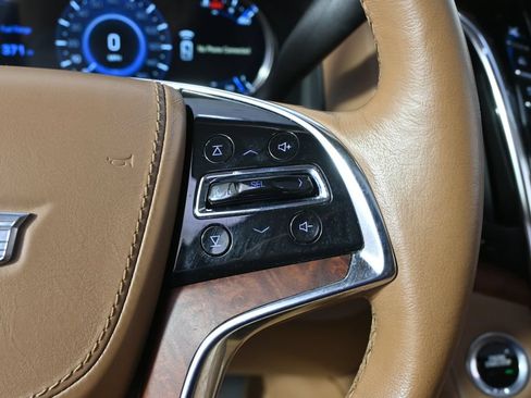 Used 2016 Cadillac Escalade Platinum AWD/4WD image 34