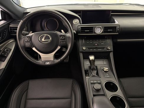 Used 2017 Lexus RC 200t F Sport RWD image 30