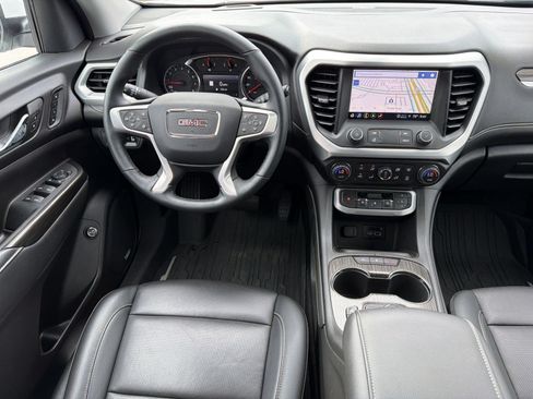 Certified 2023 GMC Acadia SLT w/ Preferred Package FWD image 28