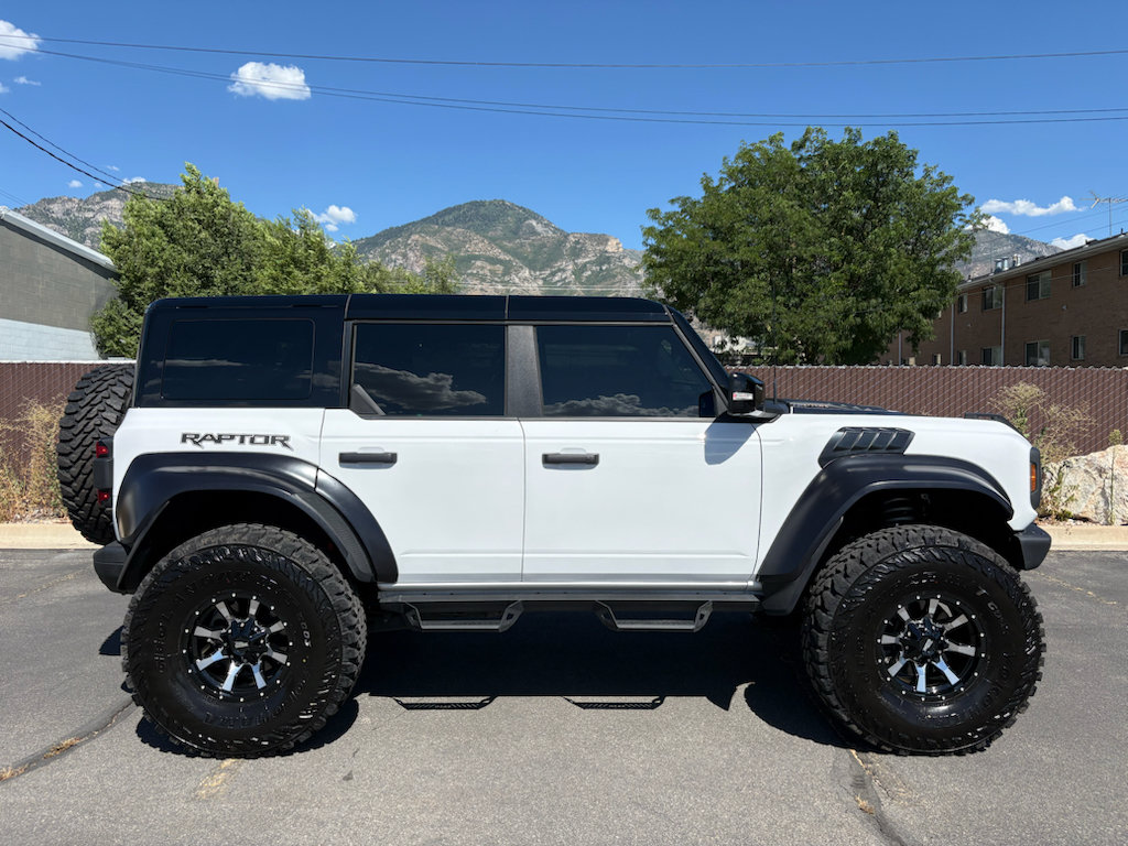 Used 2024 Ford Bronco Raptor AWD/4WD image 2