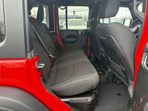 Used 2023 Jeep Wrangler Unlimited Rubicon 4xe w/ Cold Weather Group AWD/4WD image 18