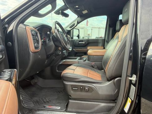 Used 2020 Chevrolet Silverado 2500 High Country w/ Technology Package AWD/4WD image 26