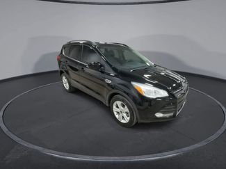 Used 2016 Ford Escape SE w/ Equipment Group 201A AWD/4WD video 2