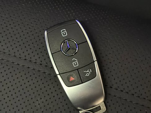 New 2025 Mercedes-Benz GLS 450 4MATIC image 39