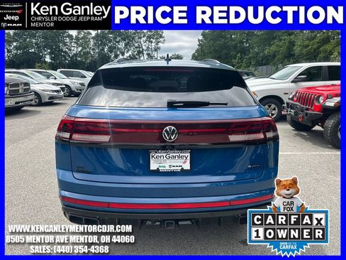 Used 2025 Volkswagen Atlas Cross Sport SEL R-Line AWD/4WD image 8