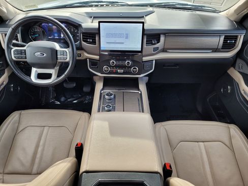 Used 2024 Ford Expedition Max Limited image 14