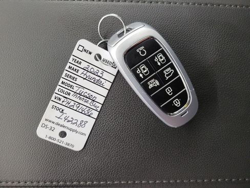 Used 2023 Hyundai Tucson Limited AWD/4WD image 26