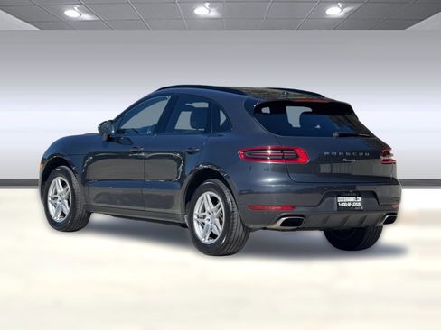 Used 2017 Porsche Macan AWD/4WD image 3
