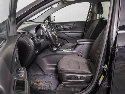 Used 2018 Chevrolet Equinox LT FWD image 6