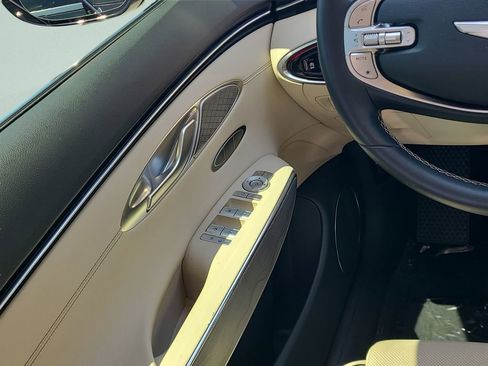 Used 2023 Genesis GV70 2.5T w/ Advanced Package AWD/4WD image 20