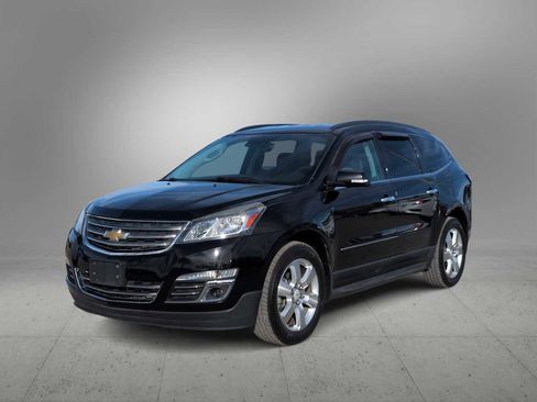 Used 2017 Chevrolet Traverse Premier image 4