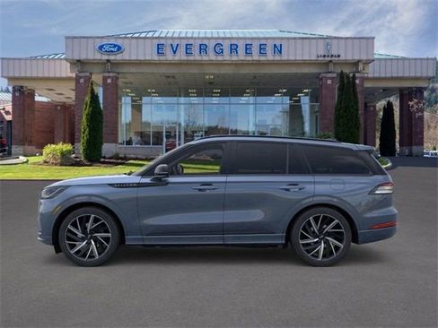 New 2025 Lincoln Aviator Black Label w/ Jet Appearance Package image 3