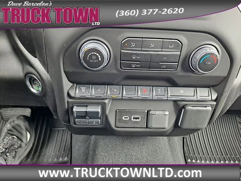 Used 2025 Chevrolet Silverado 2500 Custom w/ Custom Value Package image 20