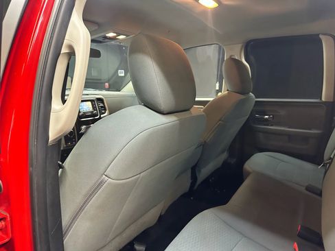 Used 2018 RAM 1500 Classic SLT image 20