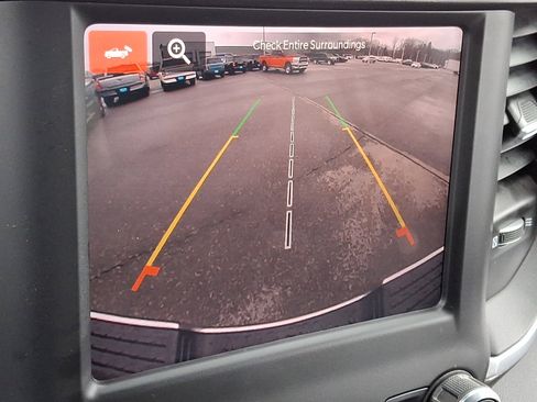 Used 2024 RAM 2500 Big Horn w/ Bed Utility Group image 17