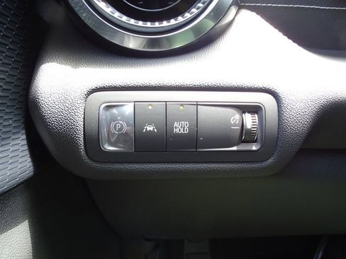 Used 2024 Chevrolet Blazer EV LT AWD/4WD image 19
