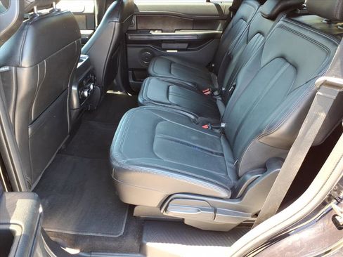 Used 2020 Ford Expedition Limited AWD/4WD image 5