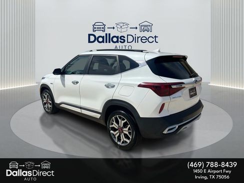 Used 2021 Kia Seltos SX w/ SX Sunroof Package image 8
