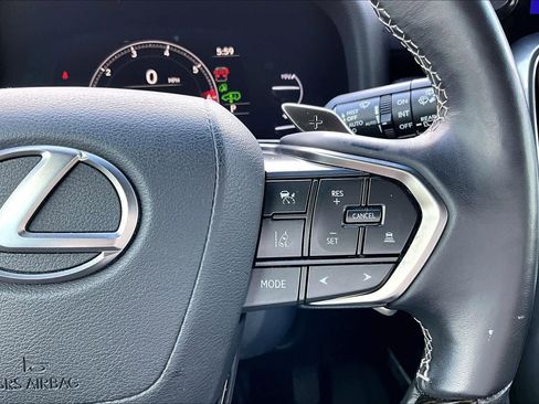 Used 2023 Lexus LX 600 4WD w/ Accessory Package (Z1) image 25