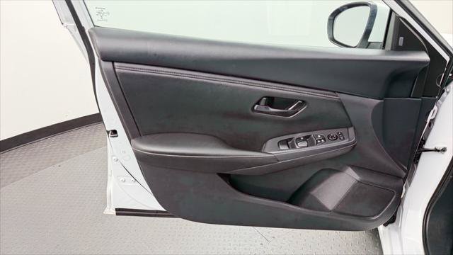 Used 2025 Nissan Sentra S FWD image 13