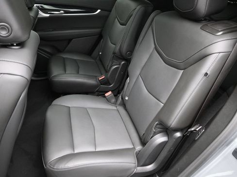 Certified 2024 Cadillac XT6 Premium Luxury w/ LPO, Floor Liner Package AWD/4WD image 22