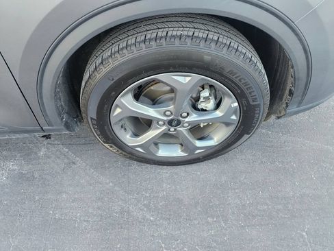 Used 2025 Ford Escape ST-Line AWD/4WD image 9