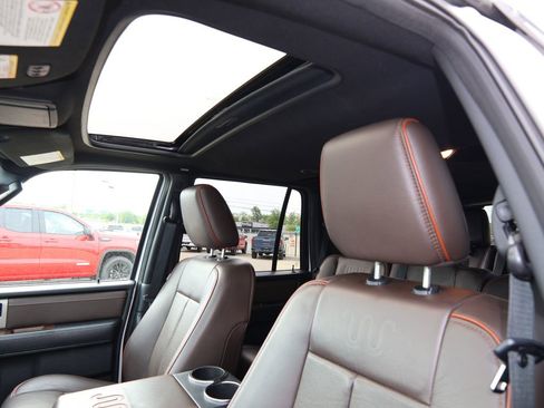 Used 2016 Ford Expedition King Ranch AWD/4WD image 11