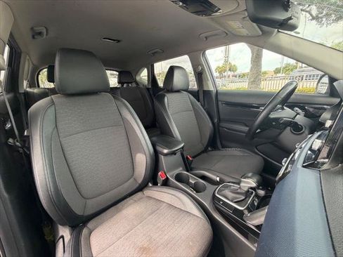 Used 2023 Kia Seltos S FWD image 13