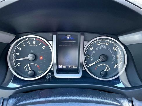Used 2023 Toyota Tacoma SR5 RWD image 26