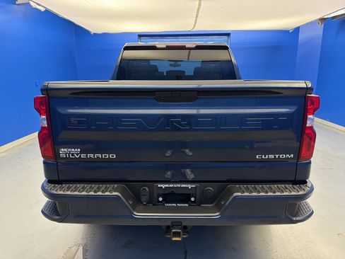 Used 2021 Chevrolet Silverado 1500 Custom AWD/4WD image 6